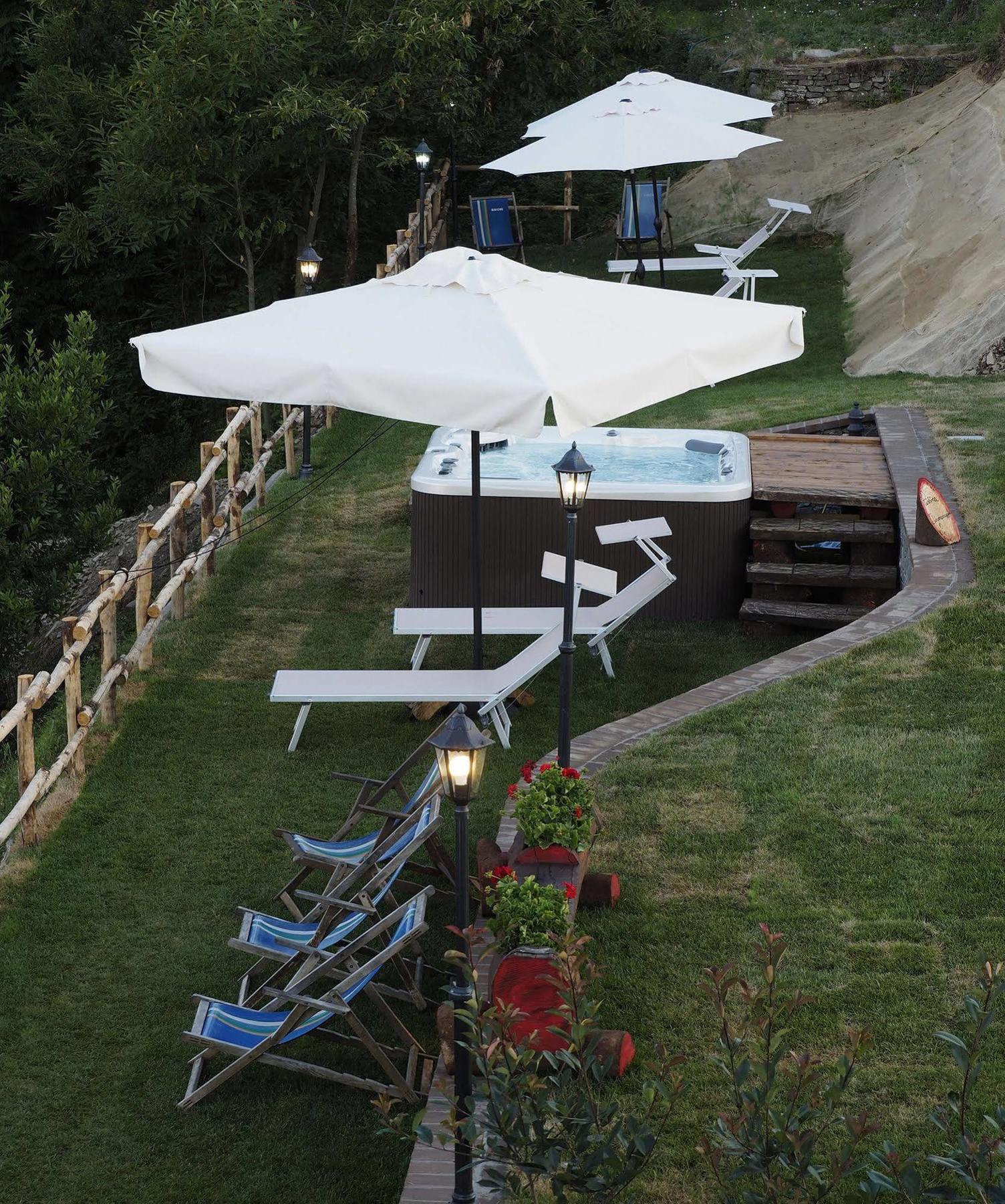 Locanda Il Rustichello Mulazzo Luaran gambar